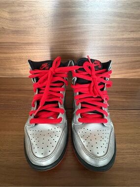 NikeSB Dunk High Pro 'Steel Reserve’ SILVER/BLACK/CHALLENGE RED